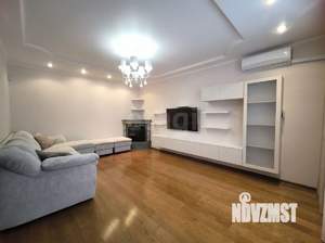 Дом 159м&sup2;, 2-этажный, участок 15 сот.  