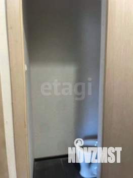 Дом 100м&sup2;, 2-этажный, участок 6 сот.  