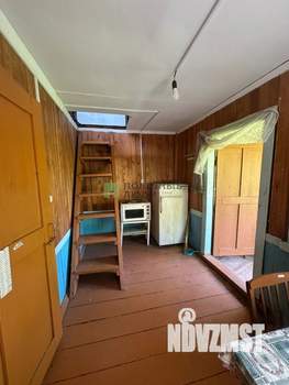 Дом 25м&sup2;, 2-этажный, участок 9 сот.  