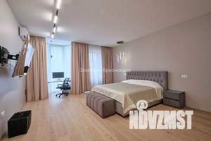 Таунхаус 340м², 3-этажный, участок 1 сот.  