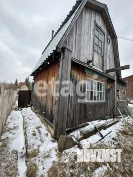 Дом 30м&sup2;, 2-этажный, участок 6 сот.  