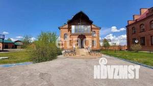 Дом 678м&sup2;, 4-этажный, участок 15 сот.  