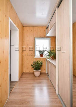 Дом 200м&sup2;, 2-этажный, участок 6 сот.  