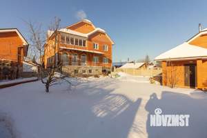 Дом 253м&sup2;, 2-этажный, участок 10 сот.  