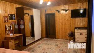 Коттедж 290м², 2-этажный, участок 15 сот.  
