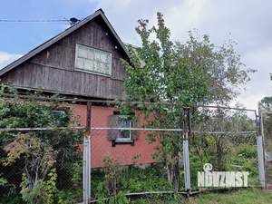 Дом 60м&sup2;, 2-этажный, участок 6 сот.  