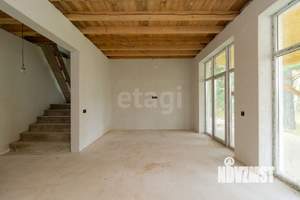 Дом 179м², 2-этажный, участок 10 сот.  