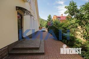 Коттедж 286м&sup2;, 2-этажный, участок 13 сот.  