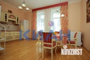 Коттедж 286м², 2-этажный, участок 13 сот.  