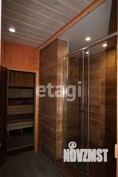 Дом 200м², 2-этажный, участок 15 сот.  