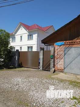 Коттедж 350м², 2-этажный, участок 10 сот.  