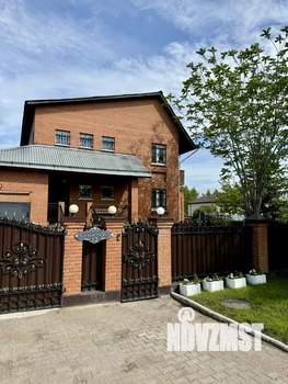 Коттедж 190м², 3-этажный, участок 11 сот.  