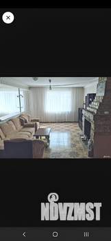 Дом 285м&sup2;, 3-этажный, участок 6 сот.  