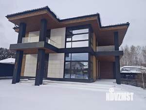 Дом 306м&sup2;, 1-этажный, участок 8 сот.  