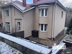 Таунхаус 209м&sup2;, 3-этажный, участок 13 сот.  