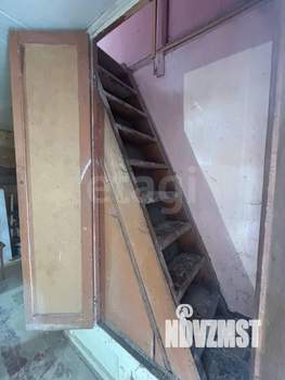 Дом 35м&sup2;, 2-этажный, участок 4 сот.  