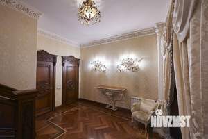 Коттедж 680м², 2-этажный, участок 15 сот.  