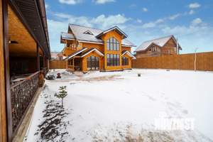 Коттедж 200м², 2-этажный, участок 10 сот.  