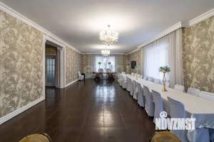 Дом 540м&sup2;, 3-этажный, участок 7 сот.  