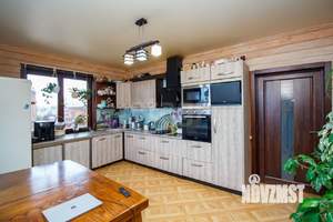 Дом 170м&sup2;, 2-этажный, участок 14 сот.  