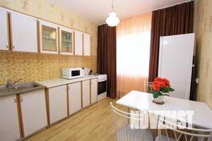 2-к квартира, посуточно, 54м2, 6/10 этаж