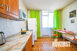 1-к квартира, посуточно, 40м2, 10/12 этаж