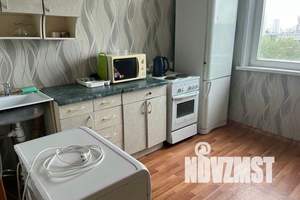 1-к квартира, посуточно, 44м2, 9/9 этаж