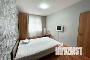 1-к квартира, посуточно, 40м2, 2/16 этаж