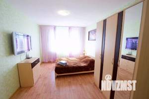 1-к квартира, посуточно, 42м2, 1/1 этаж