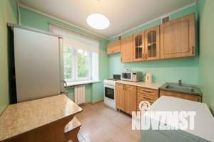 1-к квартира, посуточно, 34м2, 4/5 этаж