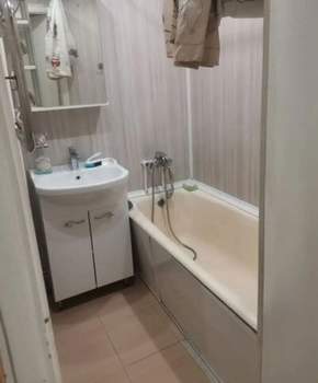 3-к квартира, на длительный срок, 42м2, 1/9 этаж