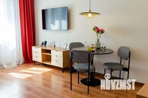 1-к квартира, посуточно, 42м2, 5/10 этаж