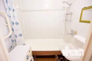 1-к квартира, посуточно, 32м2, 4/10 этаж