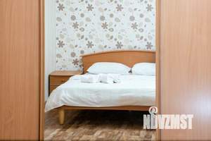 2-к квартира, посуточно, 66м2, 1/1 этаж