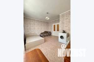 1-к квартира, посуточно, 28м2, 4/15 этаж