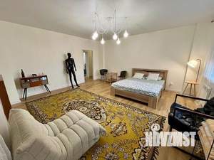 1-к квартира, посуточно, 53м2, 1/1 этаж