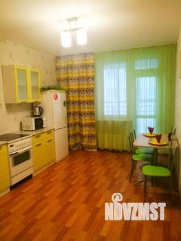 1-к квартира, посуточно, 43м2, 19/25 этаж