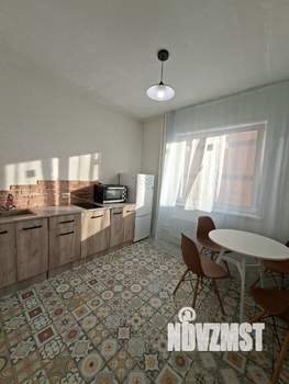 1-к квартира, на длительный срок, 38м2, 10/18 этаж