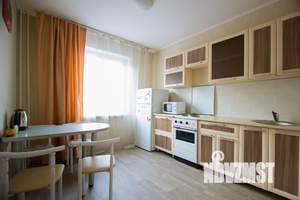 2-к квартира, посуточно, 48м2, 1/10 этаж