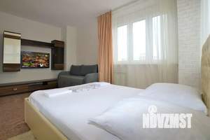 3-к квартира, посуточно, 72м2, 15/20 этаж