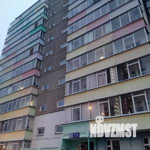 1-к квартира, посуточно, 39м2, 8/10 этаж