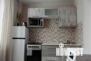 1-к квартира, посуточно, 40м2, 12/16 этаж