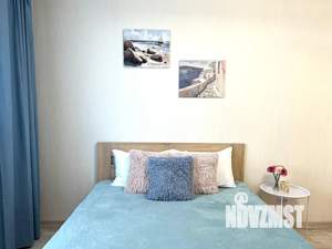 1-к квартира, посуточно, 35м2, 4/25 этаж