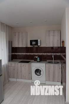 1-к квартира, посуточно, 35м2, 3/5 этаж