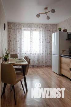 1-к квартира, посуточно, 56м2, 1/1 этаж