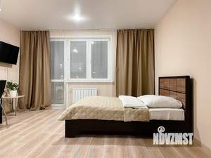 Студия квартира, посуточно, 35м2, 3/25 этаж