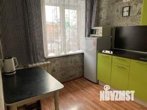 1-к квартира, посуточно, 33м2, 4/5 этаж