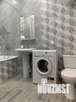 Студия квартира, посуточно, 39м2, 11/17 этаж