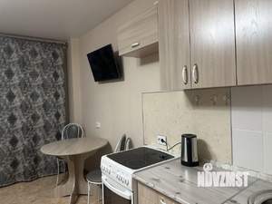 Студия квартира, посуточно, 32м2, 13/25 этаж