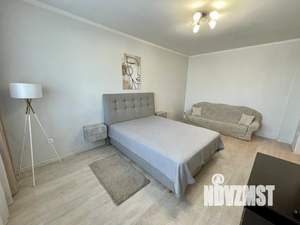 1-к квартира, посуточно, 40м2, 9/17 этаж